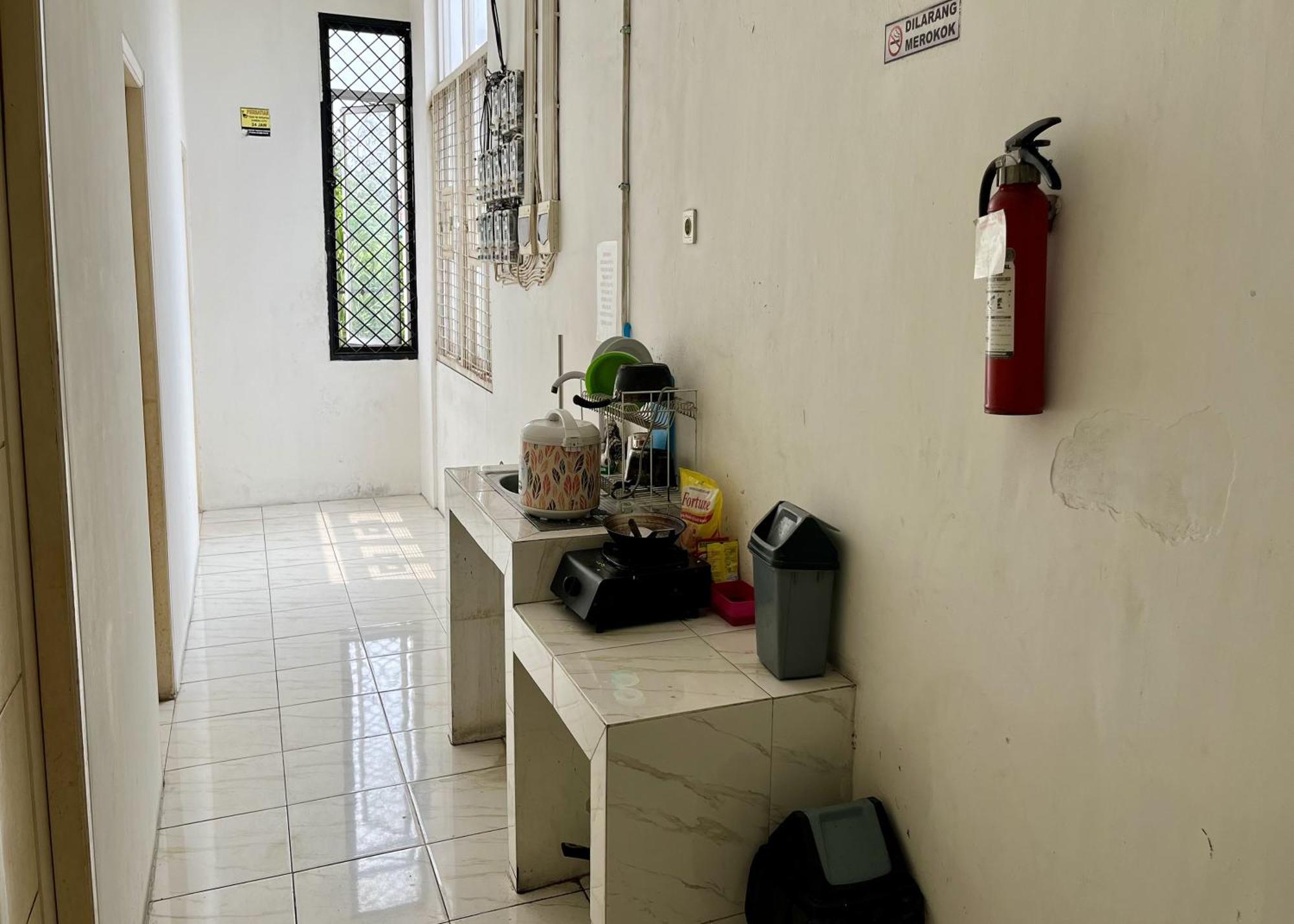 Rb Residence Grogol Jakarta Bagian luar foto